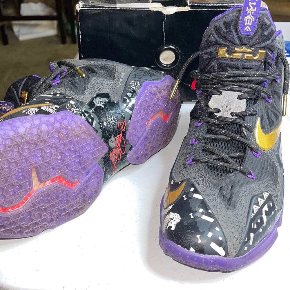 Lebron XI men’s
